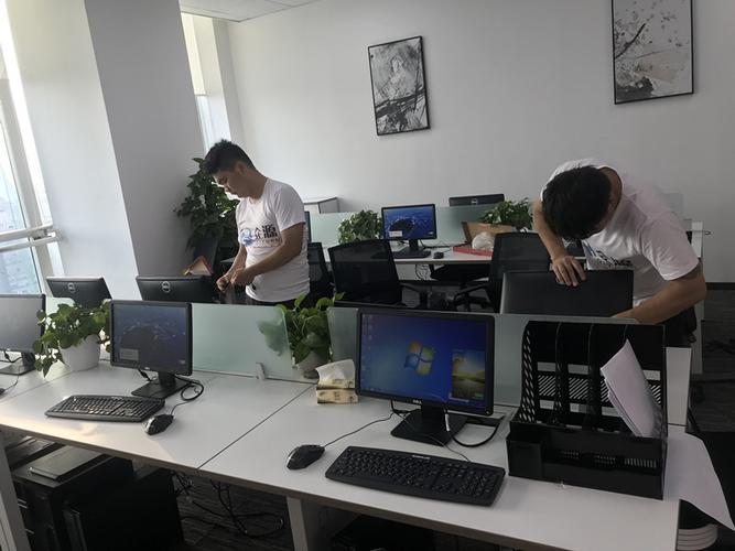 共享與進(jìn)化 為什么每個(gè)創(chuàng)客都需要「租用」電腦設(shè)備